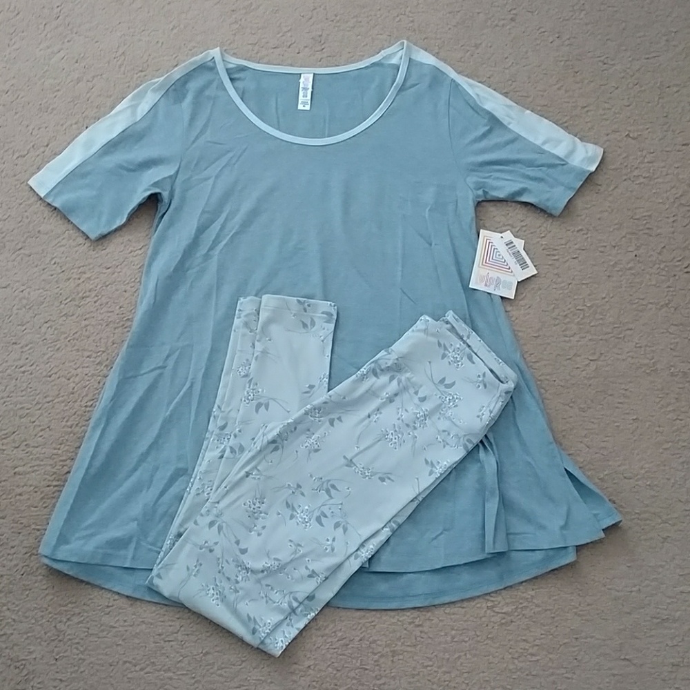 LuLaRoe Light Blue floral leggings